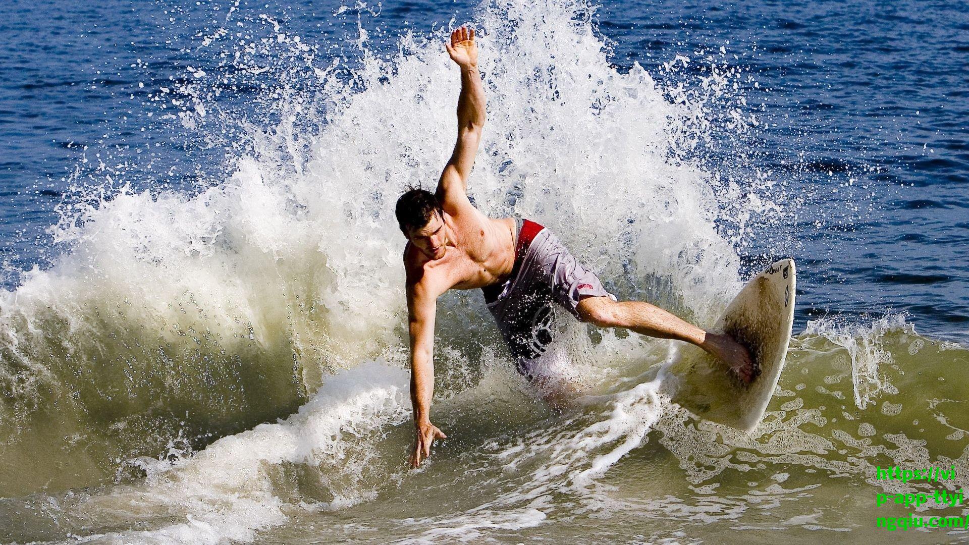 意媒曝那不勒斯后防遭重创 拉赫马尼国家队受伤将缺阵一月 意甲争冠与欧冠征程蒙阴影