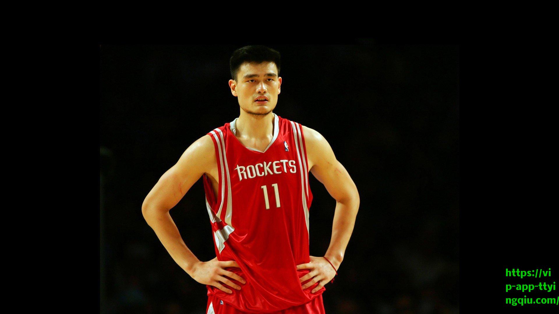 凯恩盛赞诺伊尔，与传奇门将训练提升全队，关键扑救助球队取胜